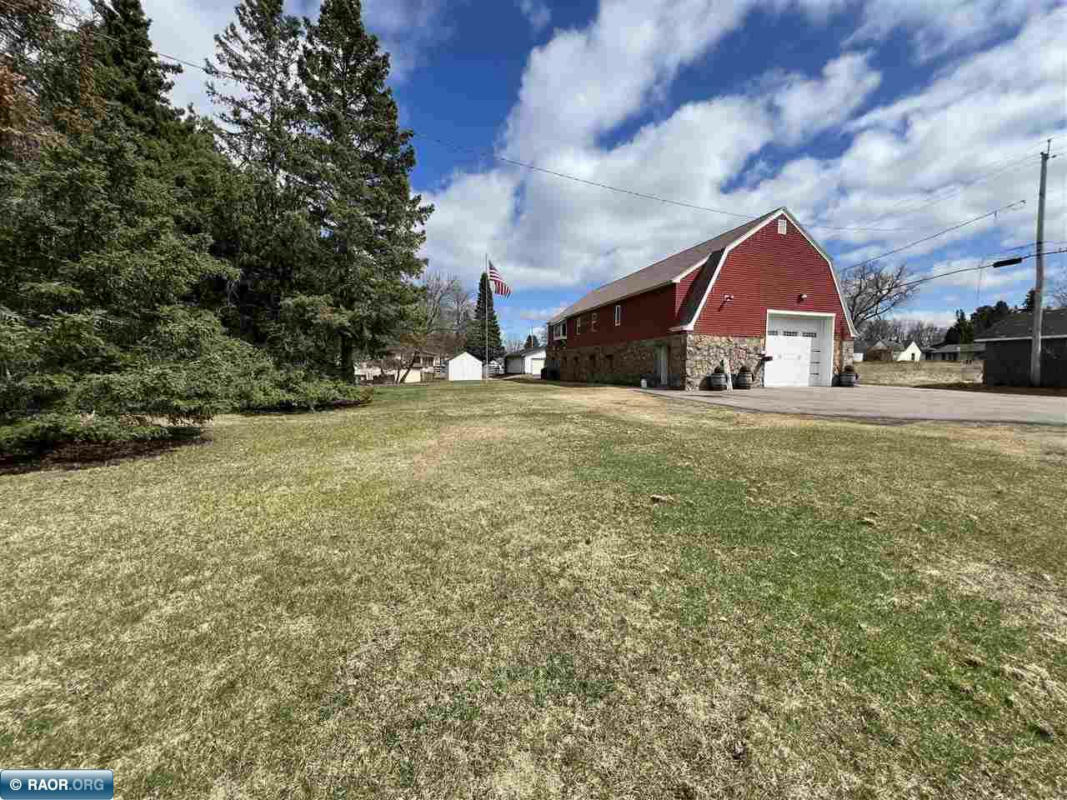 529 9TH ST NW, CHISHOLM, MN 55719, photo 1 of 35